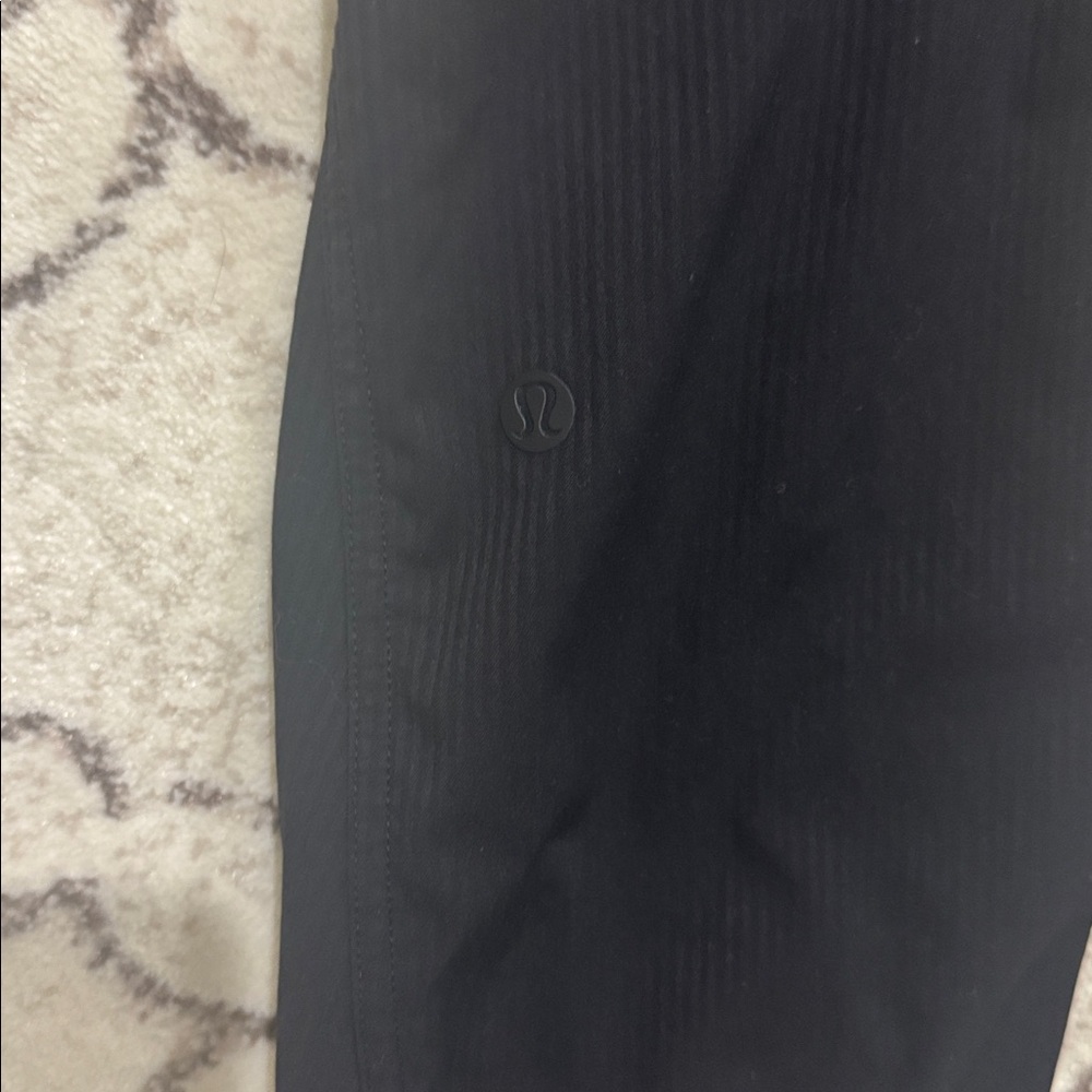 Lululemon Dance Jogger Mid Rise size 6 - Picture 5 of 5